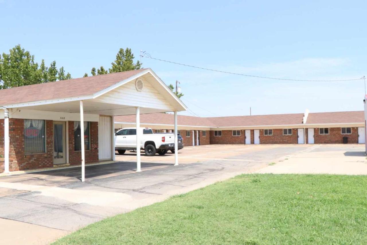 Western Motel Alva Exterior photo