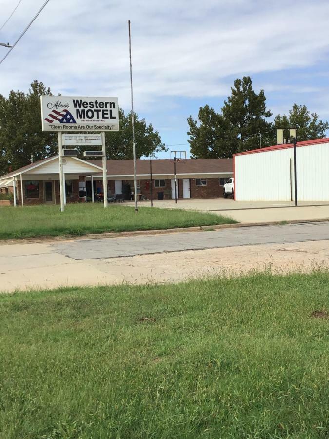 Western Motel Alva Exterior photo